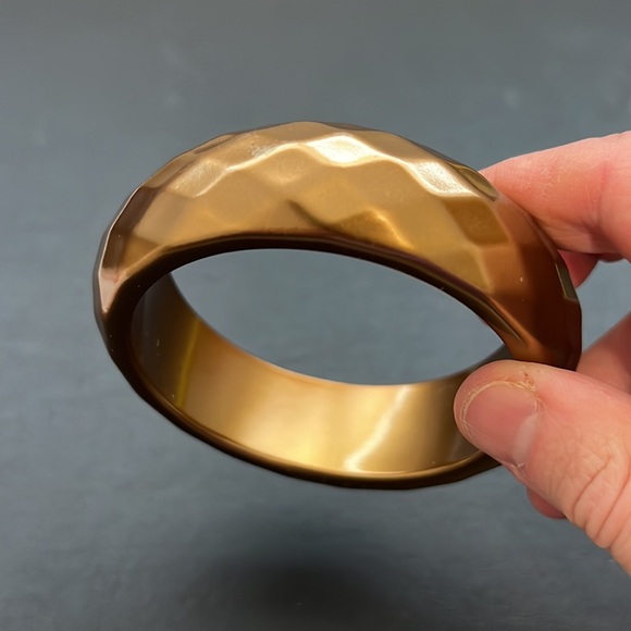 Vintage Plastic Bangle Bracelet, Gold, Multi-Faceted, Retro, Boho - Picture 2 of 6
